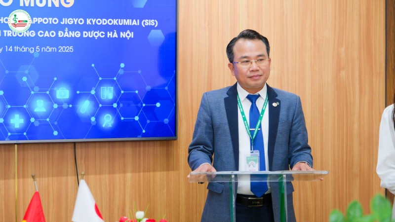 Ths Đường Xuân Tùng - Hiệu trưởng nhà trường