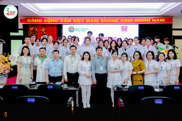 Sinh viên DHN thực tập tốt nghiệp tại Bệnh viện Phổi Trung ương