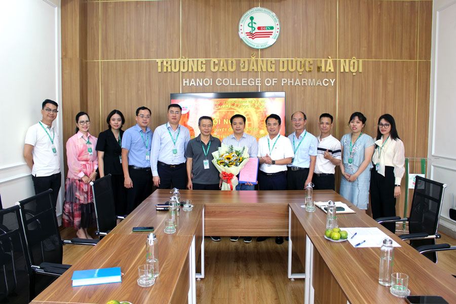 Hội nghị công bố chức danh phó khoa Y Dược