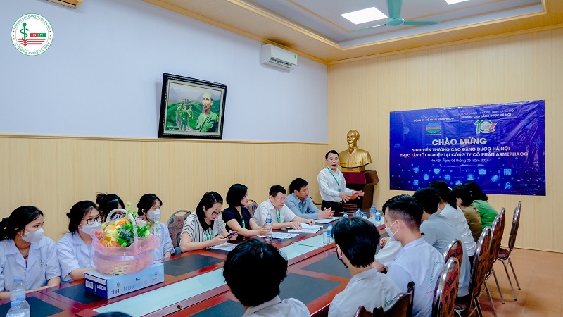 Sinh viên tại Trường Cao đẳng Dược Hà Nội đi thực tập tại bệnh viện, nhà thuốc, công ty dược phẩm lớn