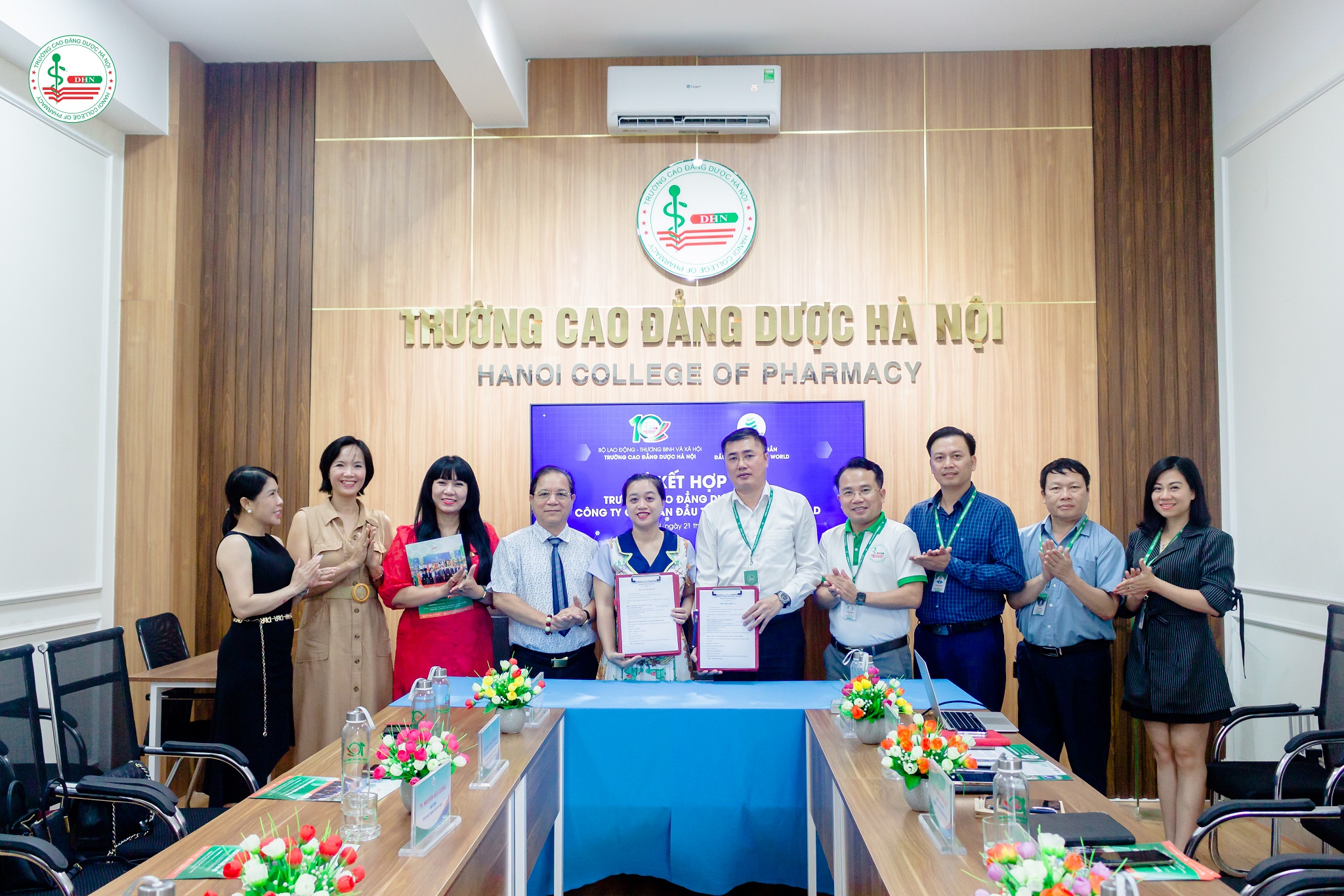 Ký kết ngành Chăm sóc sắc đẹp trường Cao đẳng Dược Hà Nội