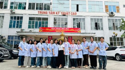 Sinh viên dược khóa 8 bắt đầu đợt thực tập tại Bệnh viện Đa khoa Hoài Đức